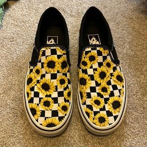 Vans with Sunflowers size 9  🌻